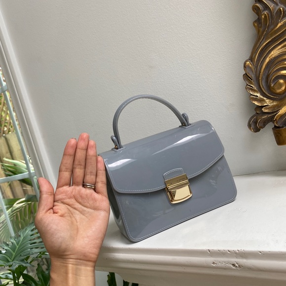 Grey mini bag. Great condition! - Picture 4 of 7